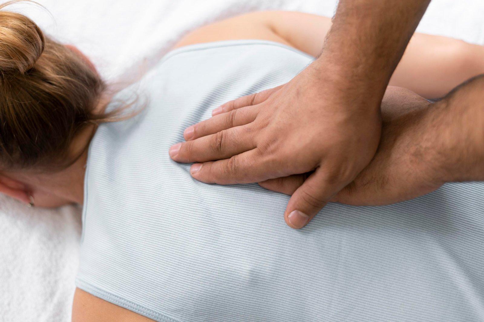 How to integrate mindfulness into massage therapy sessions